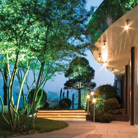 Luxury For Business & Pleasure Royal 2 Kyiv Exterior foto
