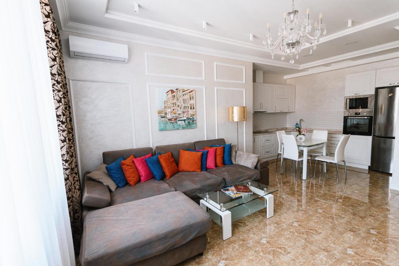 Luxury For Business & Pleasure Royal 2 Kyiv Exterior foto