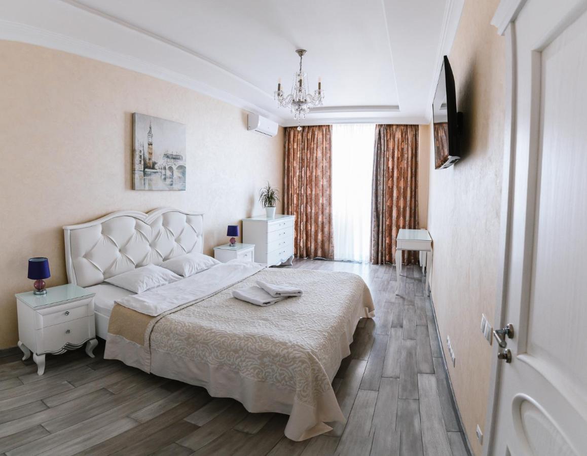 Luxury For Business & Pleasure Royal 2 Kyiv Exterior foto